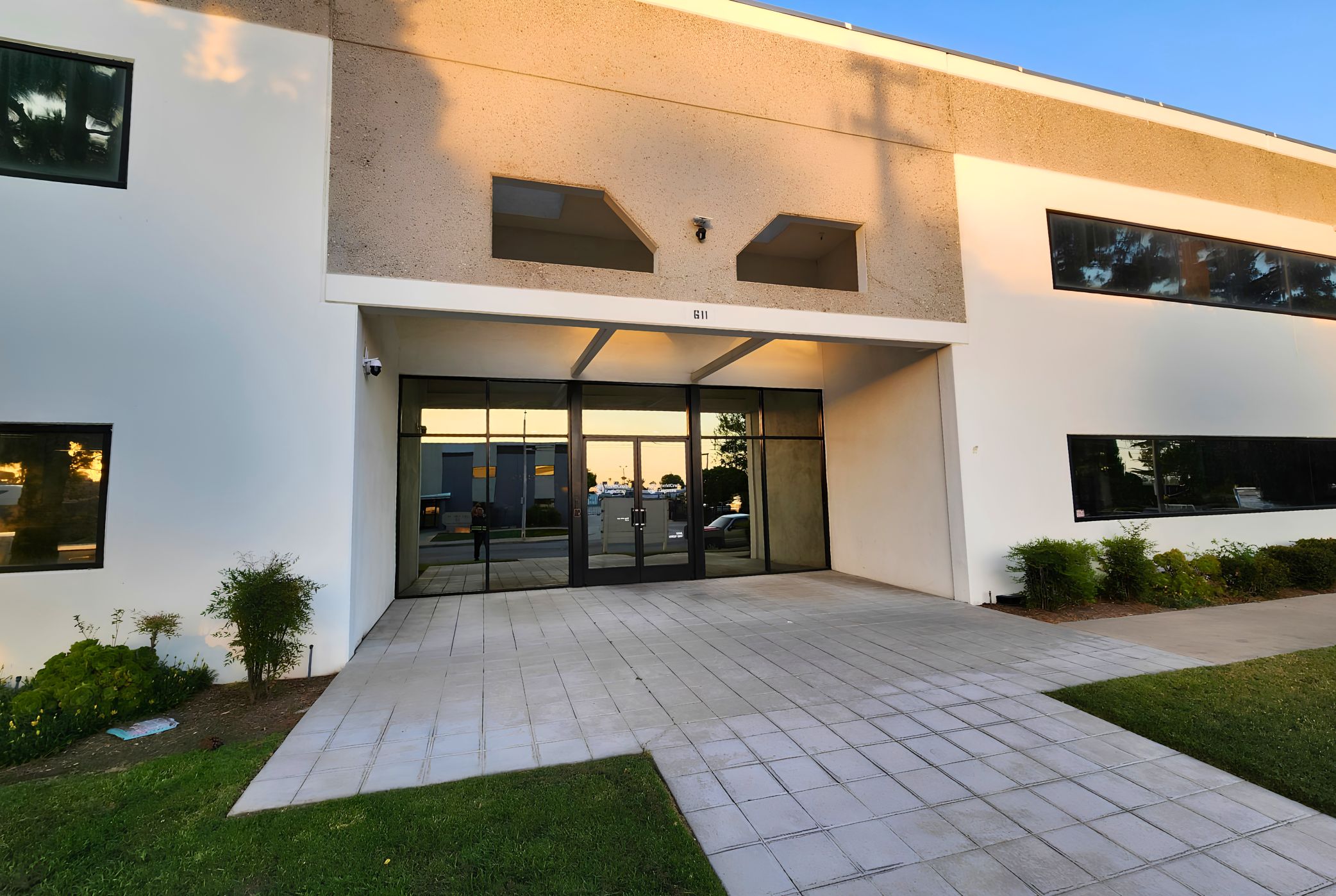 Worldcraft Logistics warehouse in Ontario, California