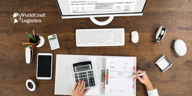 How should a commercial invoice be filled out?