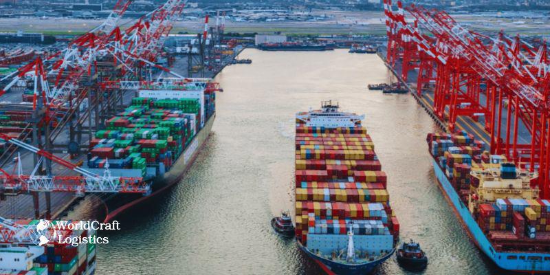 A temporary agreement is reached between dockworkers and shipping businesses to terminate port strikes