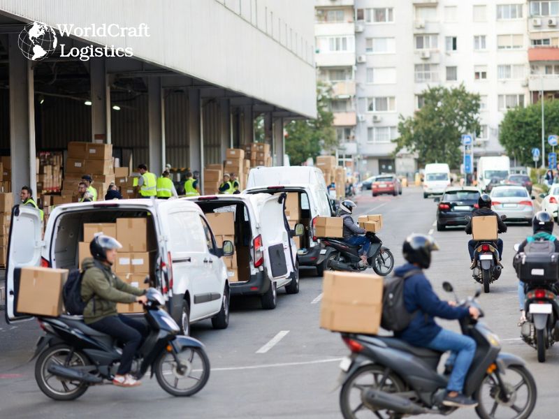 Why Last-Mile Delivery Is Critical for E-Commerce Success and Customer Experience.jpg